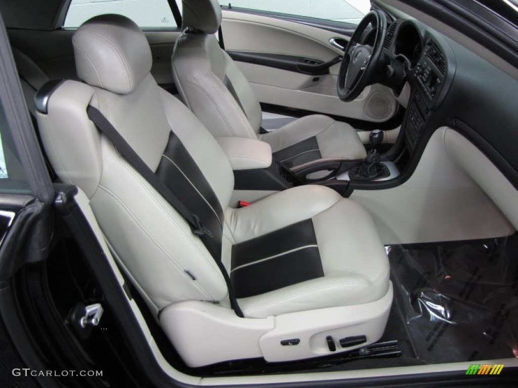 Parchment Interior 2004 Saab 9-3 Aero Convertible Photo #59128121