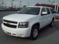 Summit White - Suburban LT 4x4 Photo No. 1