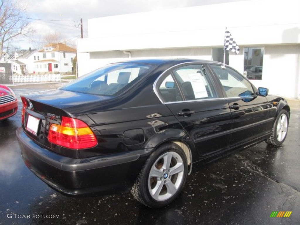 2004 3 Series 330xi Sedan - Jet Black / Black photo #5