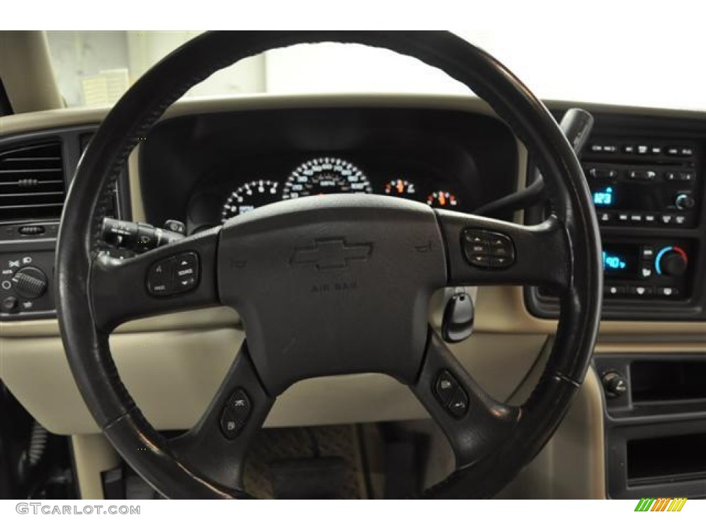 2004 Chevrolet Tahoe Z71 4x4 Tan/Neutral Steering Wheel Photo #59131562