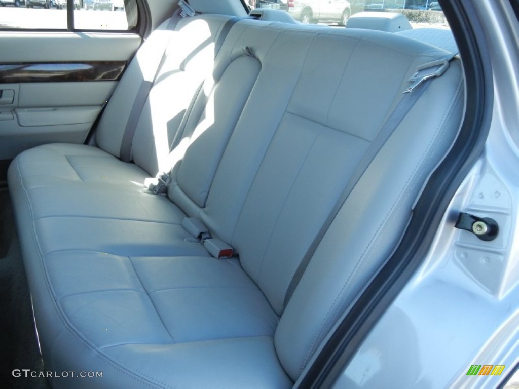 2004 Grand Marquis GS - Silver Birch Metallic / Light Flint photo #16