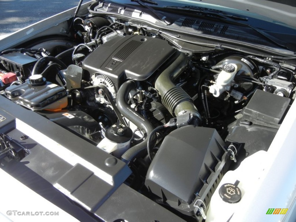 2004 Grand Marquis GS - Silver Birch Metallic / Light Flint photo #27