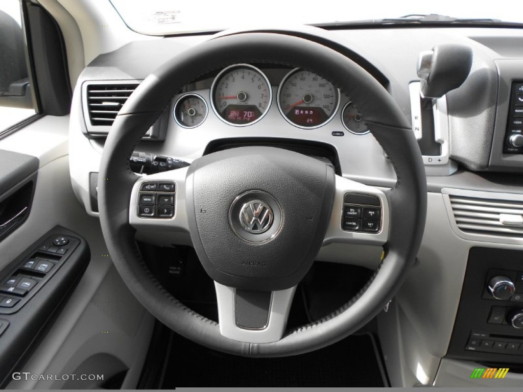 2012 Volkswagen Routan SE Aero Gray Steering Wheel Photo #59134733