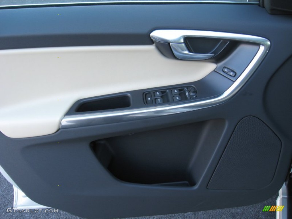 2012 XC60 T6 R-Design - Cosmic White Metallic / R Design Soft Beige/Black Inlay photo #15