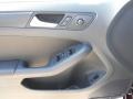 Black - Jetta SE Sedan Photo No. 19