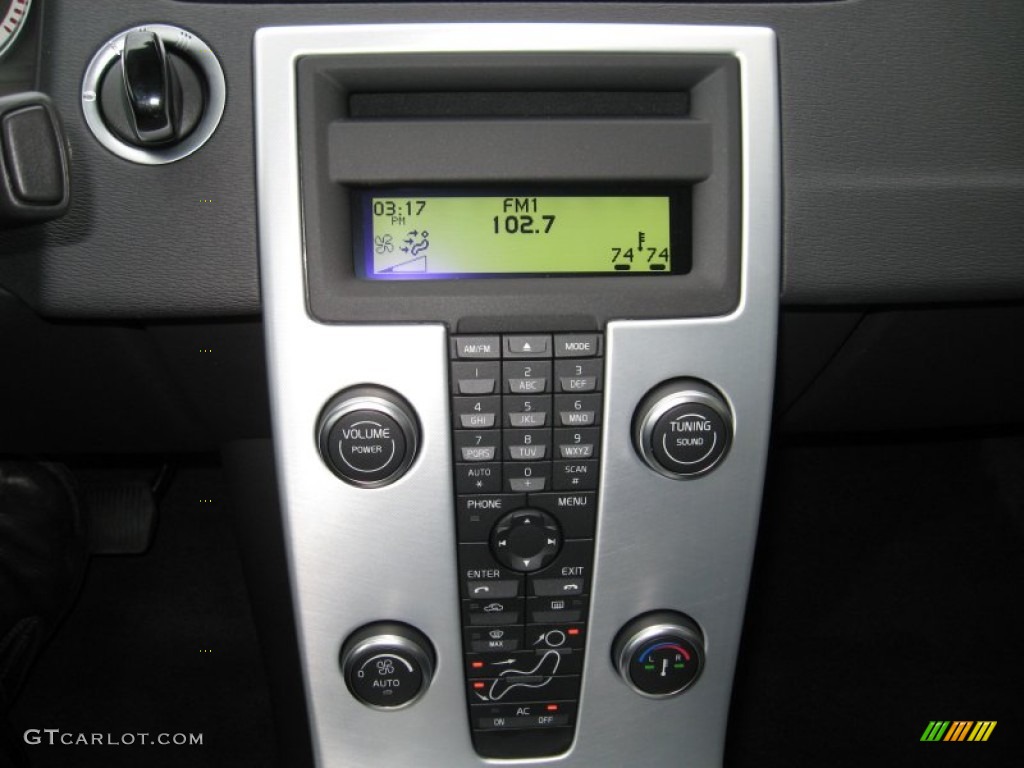2012 Volvo C70 T5 Controls Photo #59135885