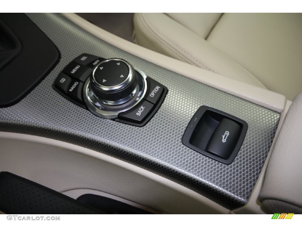 2012 BMW 3 Series 328i Convertible Controls Photo #59135957