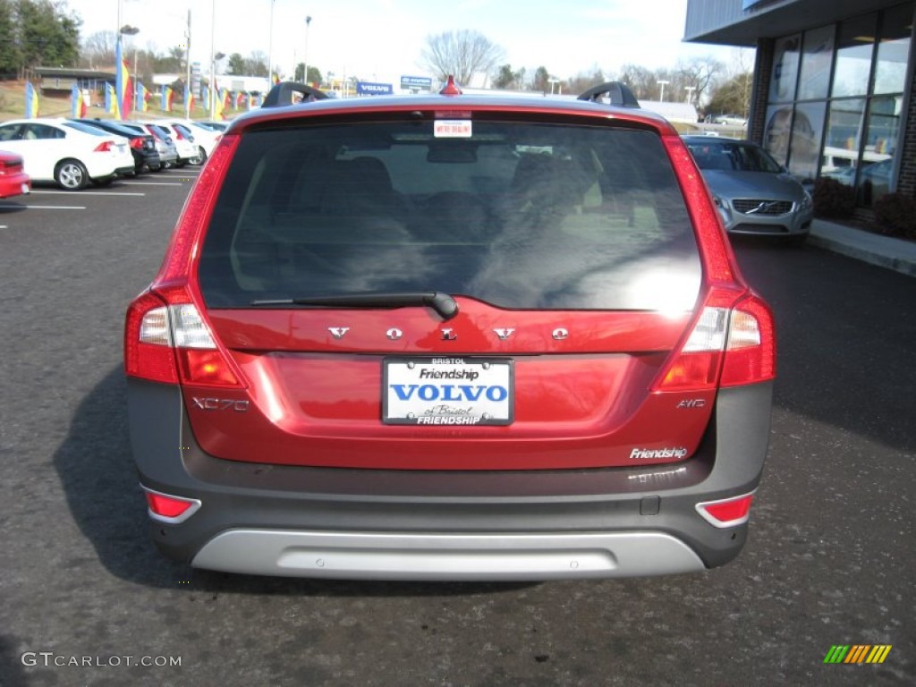 2012 XC70 3.2 AWD - Flamenco Red Metallic / Sandstone Beige photo #7