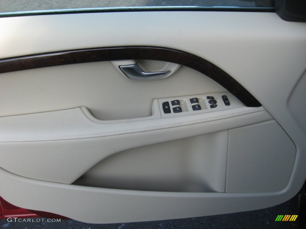2012 XC70 3.2 AWD - Flamenco Red Metallic / Sandstone Beige photo #15
