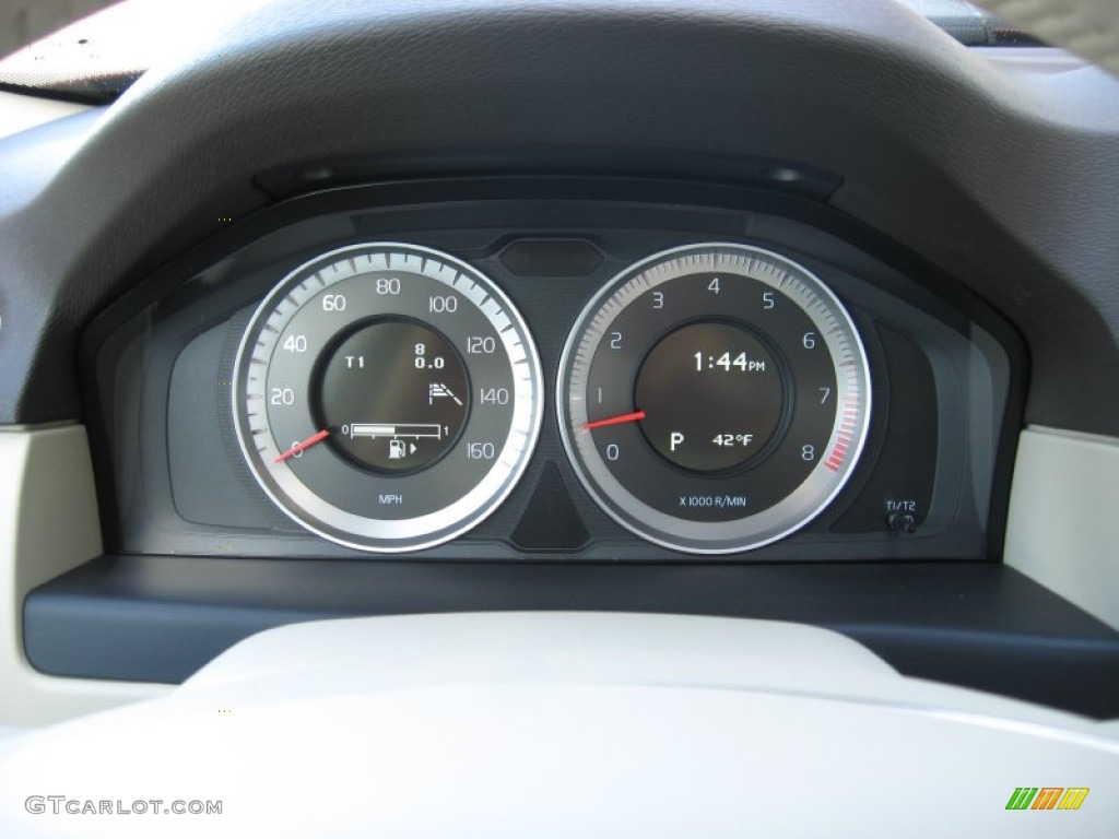 2012 Volvo XC70 3.2 AWD Gauges Photo #59136626