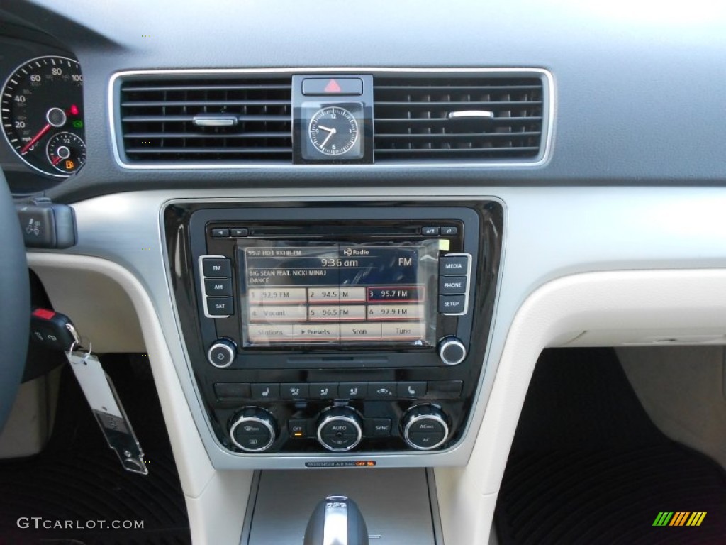2012 Volkswagen Passat V6 SE Controls Photo #59137643
