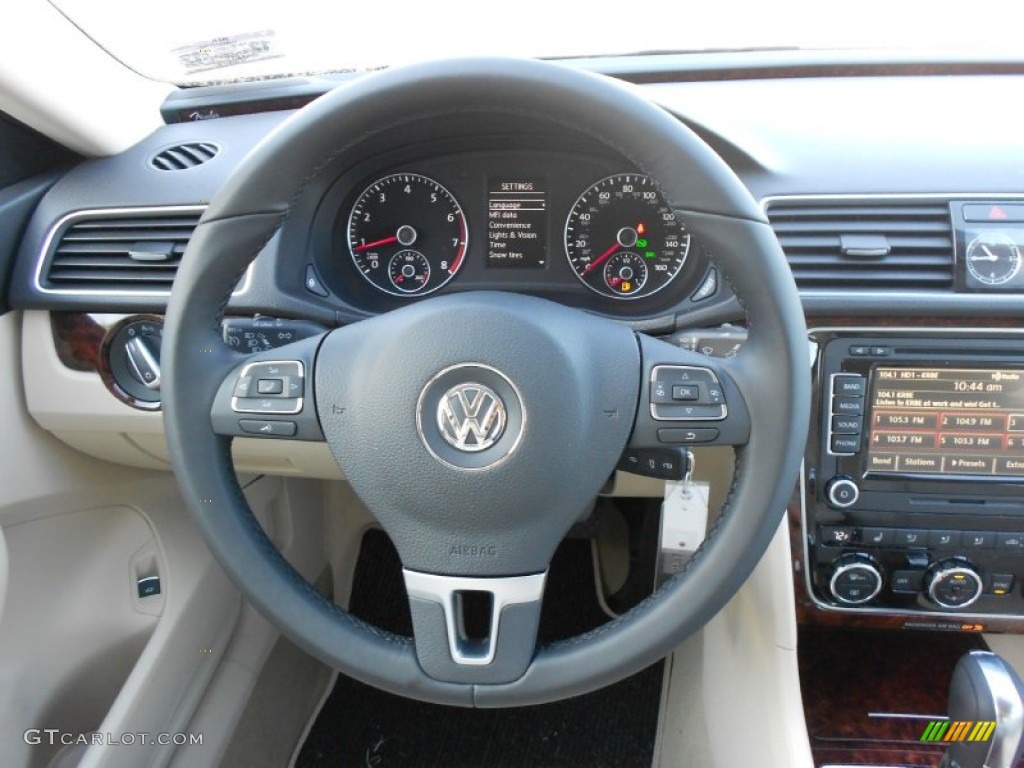 2012 Volkswagen Passat 2.5L SEL Cornsilk Beige Steering Wheel Photo #59138216