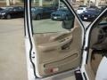 2000 Oxford White Ford Expedition XLT  photo #16