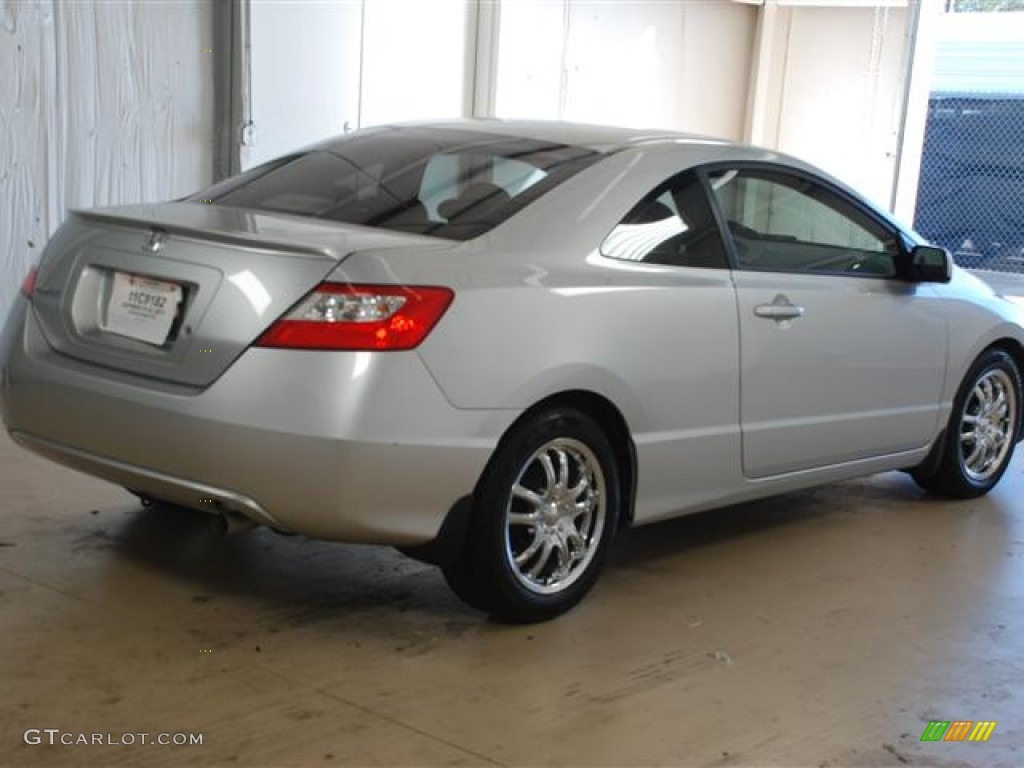 2007 Civic LX Coupe - Alabaster Silver Metallic / Gray photo #4