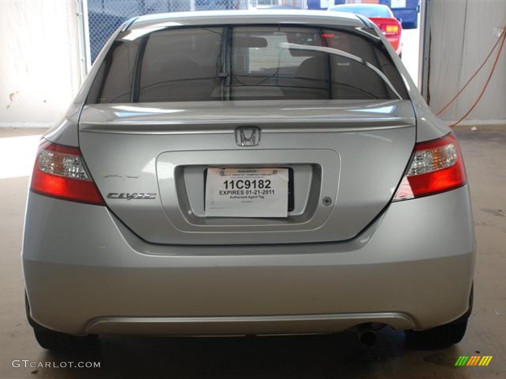 2007 Civic LX Coupe - Alabaster Silver Metallic / Gray photo #5