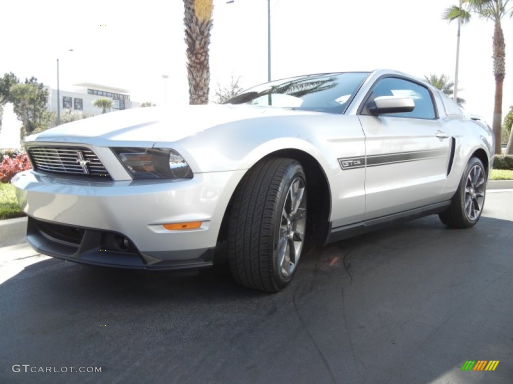 2011 Mustang GT/CS California Special Coupe - Ingot Silver Metallic / CS Charcoal Black/Carbon photo #2