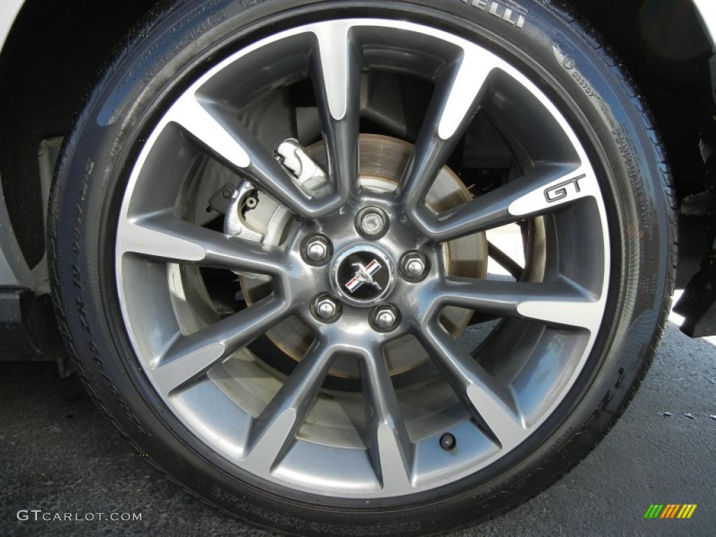 2011 Mustang GT/CS California Special Coupe - Ingot Silver Metallic / CS Charcoal Black/Carbon photo #11