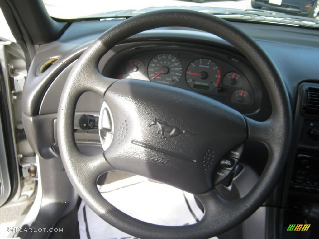 2002 Mustang V6 Coupe - Satin Silver Metallic / Dark Charcoal photo #10