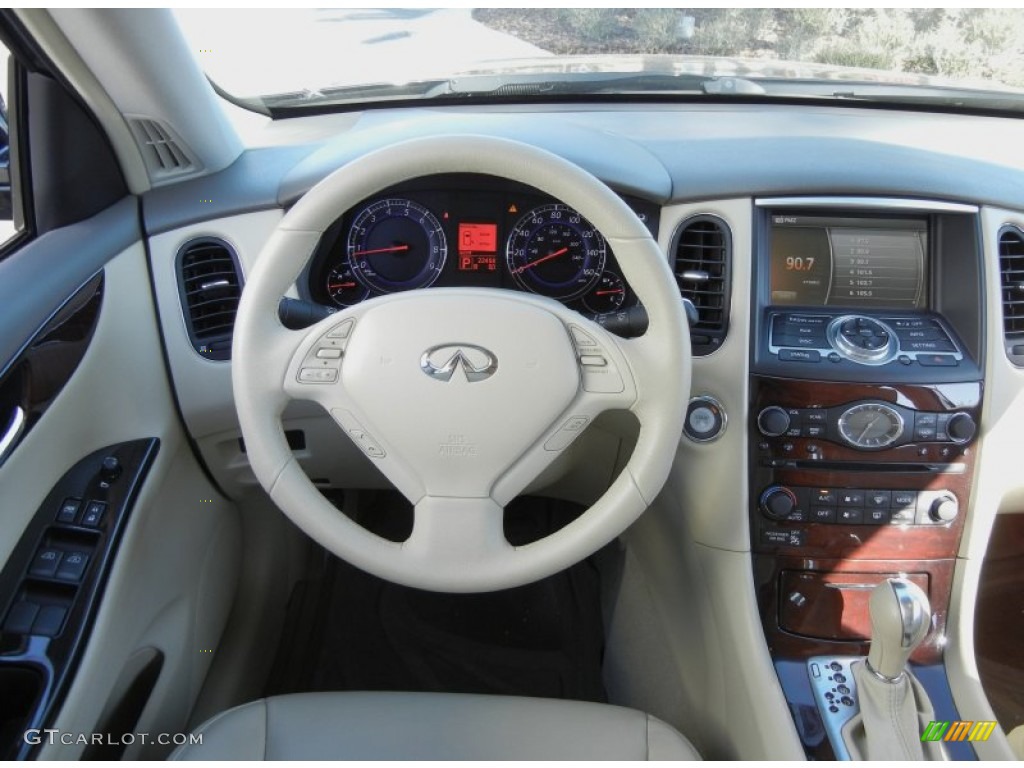 2010 Infiniti EX 35 Journey Steering Wheel Photos