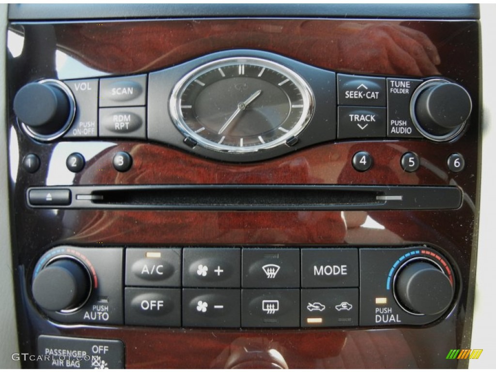 2010 Infiniti EX 35 Journey Controls Photo #59141873