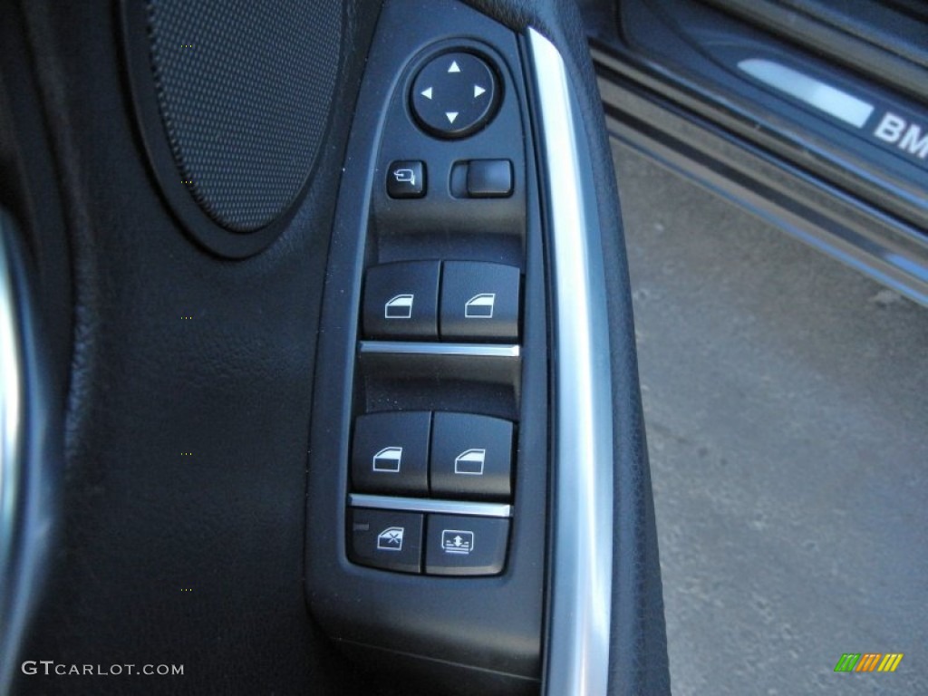 2010 BMW 5 Series 550i Gran Turismo Controls Photo #59142065