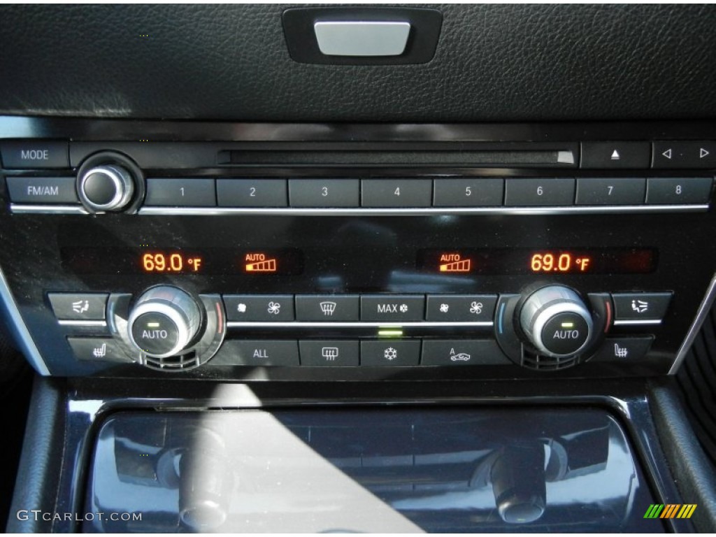 2010 BMW 5 Series 550i Gran Turismo Controls Photo #59142191