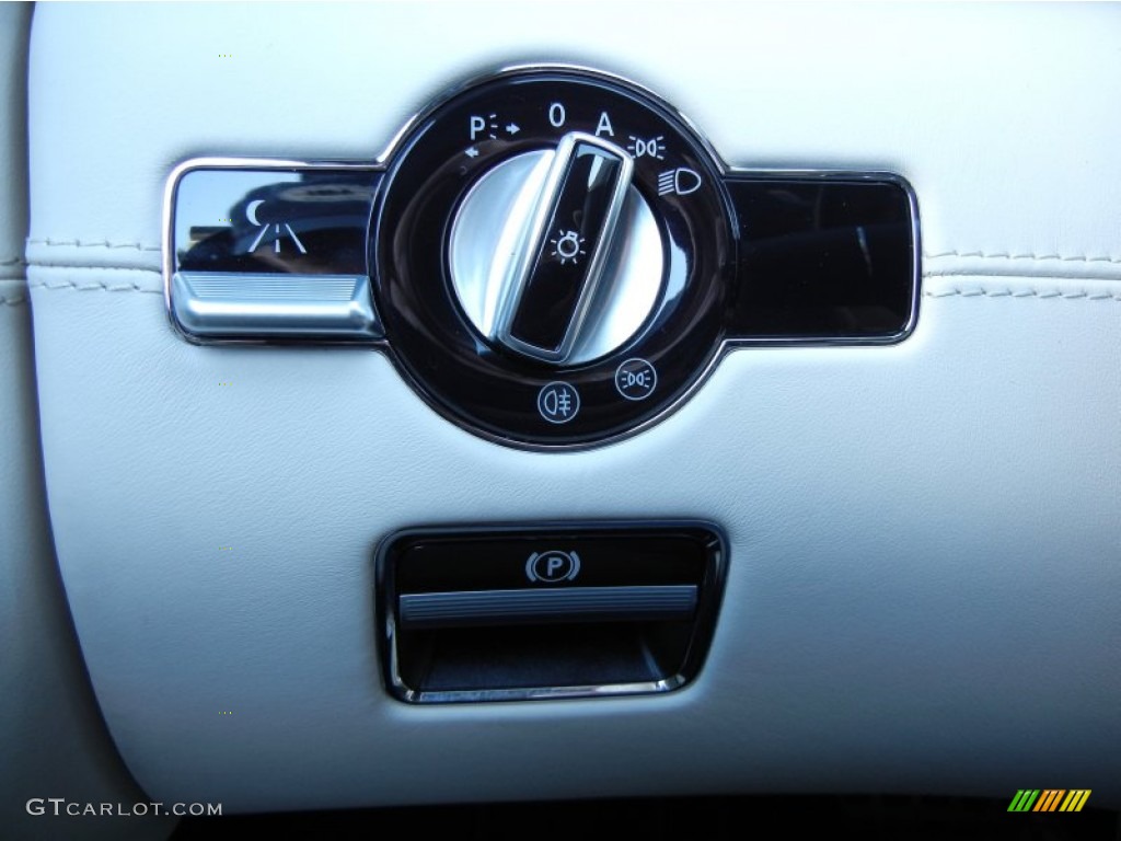 2010 Mercedes-Benz S 63 AMG Sedan Controls Photo #59142587