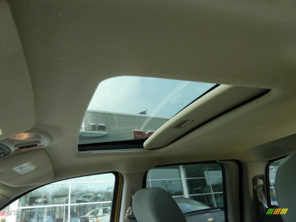 2007 Dakota SLT Quad Cab 4x4 - Detonator Yellow / Medium Slate Gray photo #22