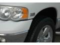 2004 Bright White Dodge Ram 1500 SLT Quad Cab 4x4  photo #15