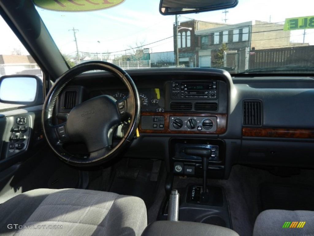 1996 Grand Cherokee Laredo 4x4 - Black / Agate photo #5