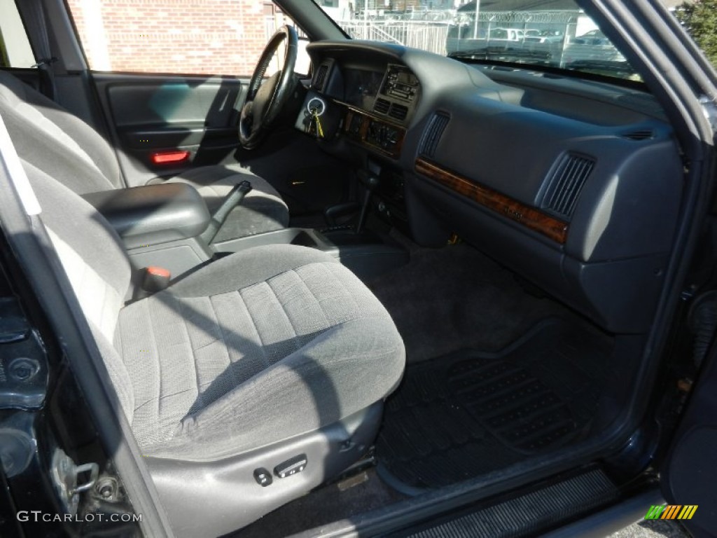 1996 Grand Cherokee Laredo 4x4 - Black / Agate photo #22