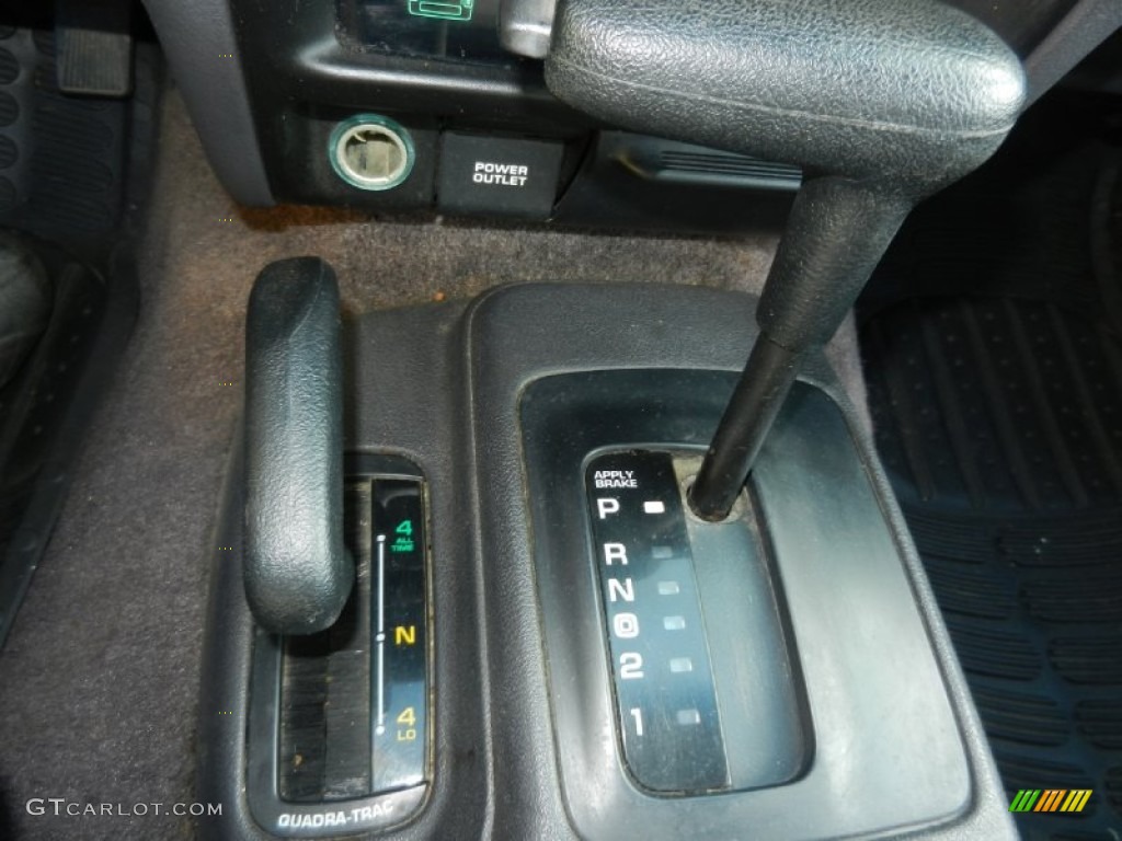 1996 Jeep Grand Cherokee Laredo 4x4 Transmission Photos