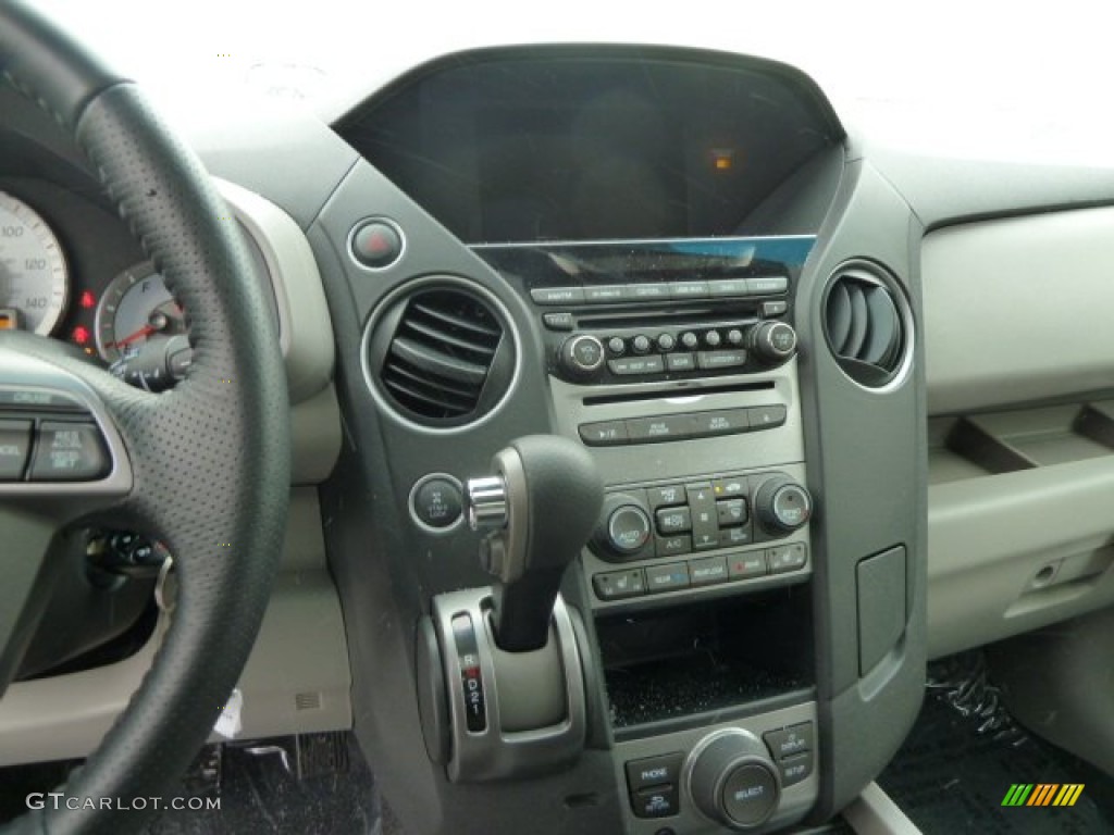 2012 Honda Pilot EX-L 4WD Controls Photo #59146661