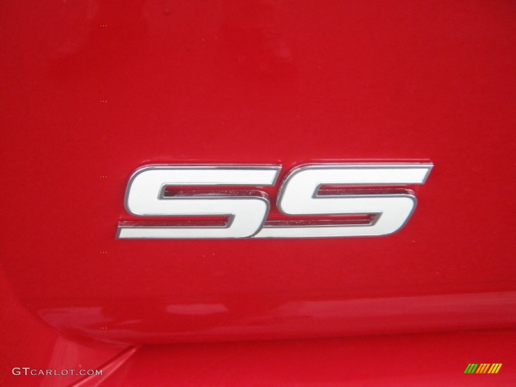 2009 Chevrolet HHR SS Marks and Logos Photos