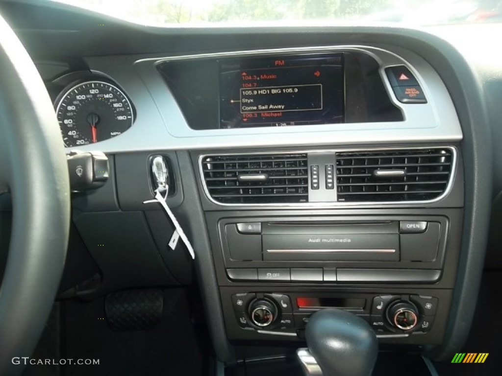 2012 Audi A4 2.0T Sedan Controls Photos