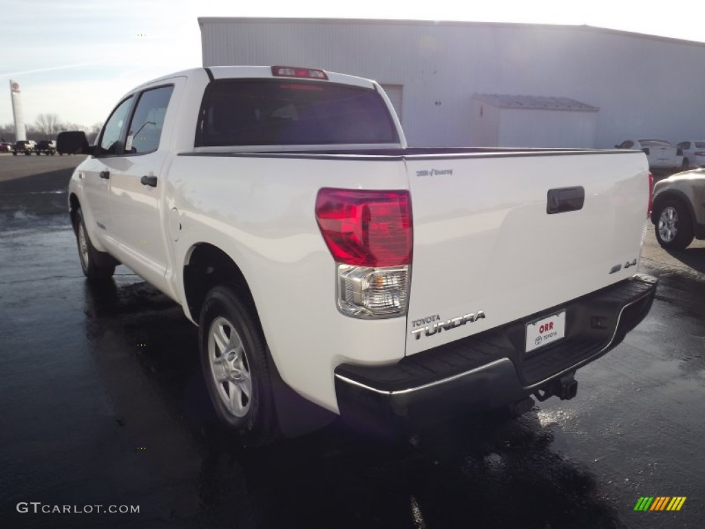 2012 Tundra CrewMax 4x4 - Super White / Graphite photo #5