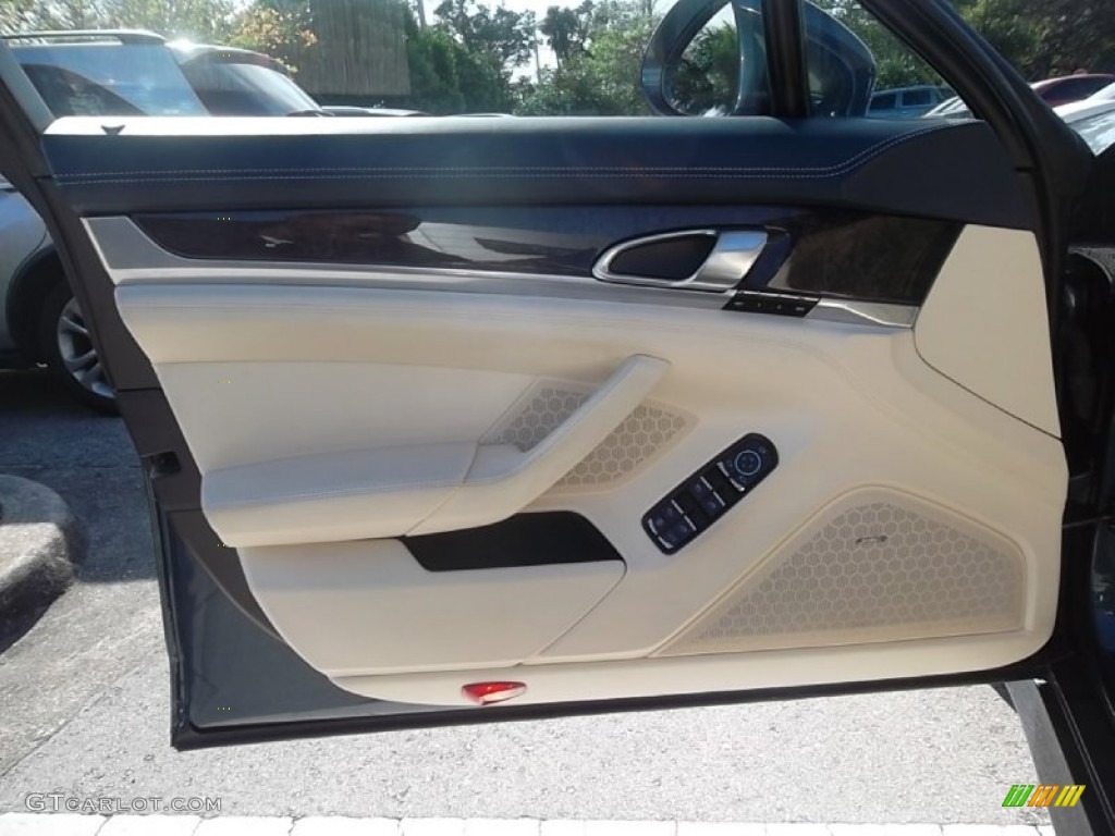 2010 Porsche Panamera S Yachting Blue/Cream Door Panel Photo #59149274
