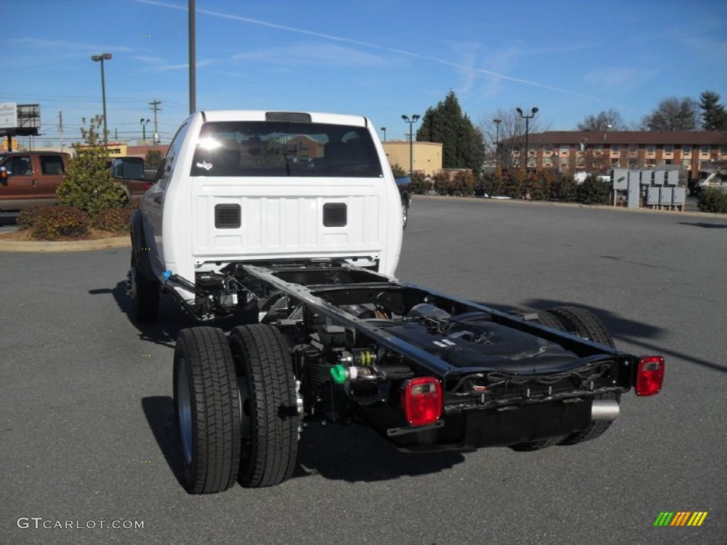 Bright White 2012 Dodge Ram 5500 HD ST Regular Cab 4x4 Chassis Exterior Photo #59149838