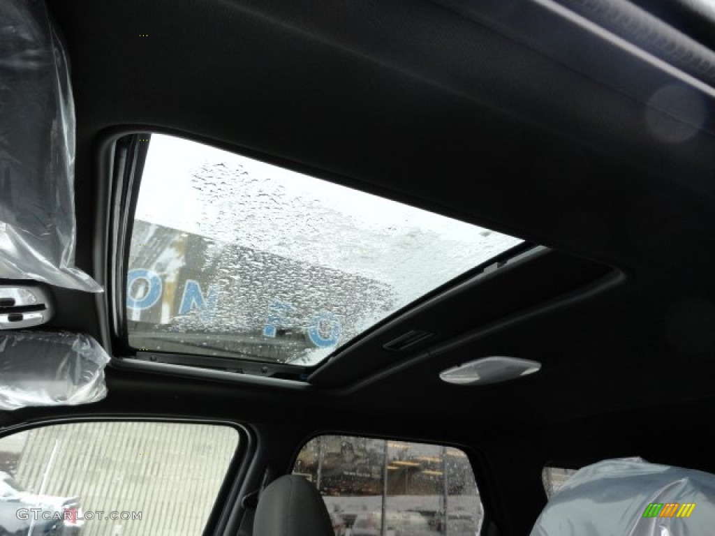 2012 Escape XLT V6 4WD - Blue Flame Metallic / Charcoal Black photo #15