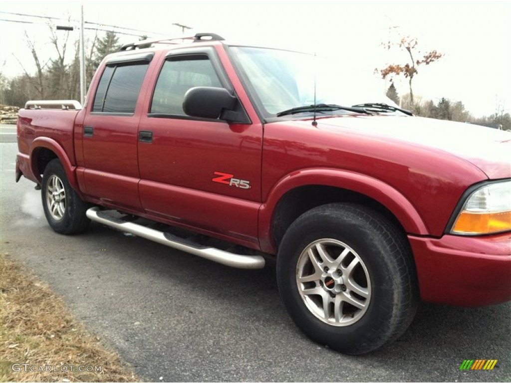 2002 Sonoma SLS ZR5 Crew Cab 4x4 - Cherry Red Metallic / Graphite photo #4