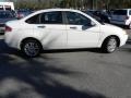 White Suede - Focus SEL Sedan Photo No. 13
