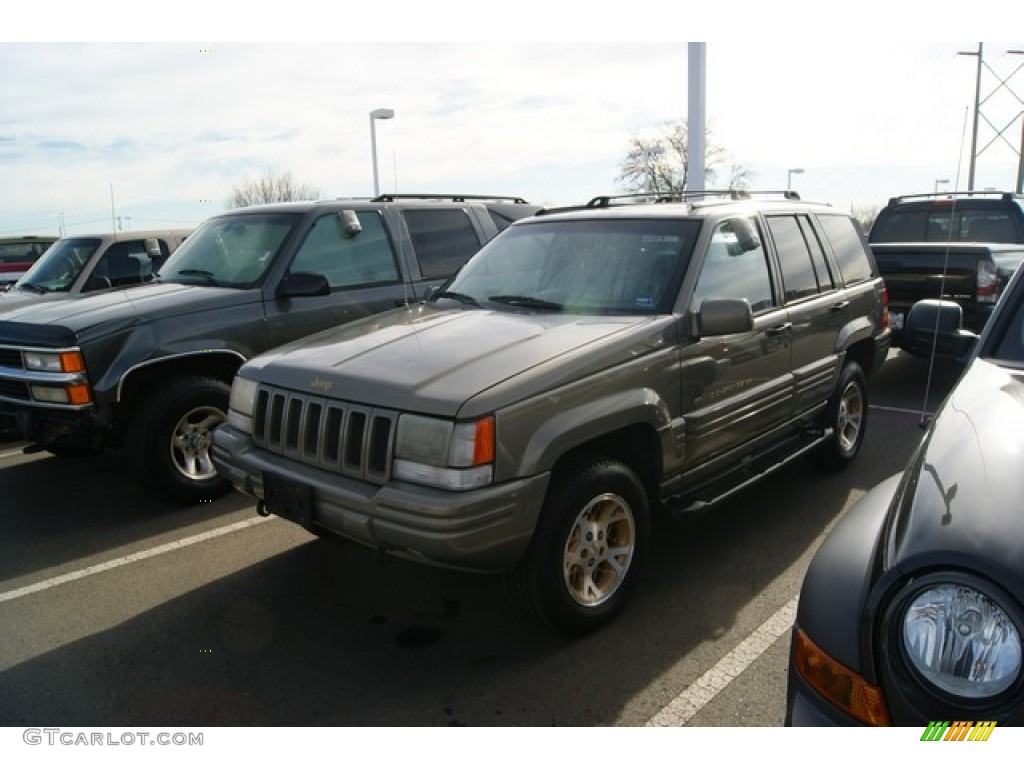 1997 Grand Cherokee Orvis 4x4 - Light Driftwood Satin Glow / Taupe photo #4