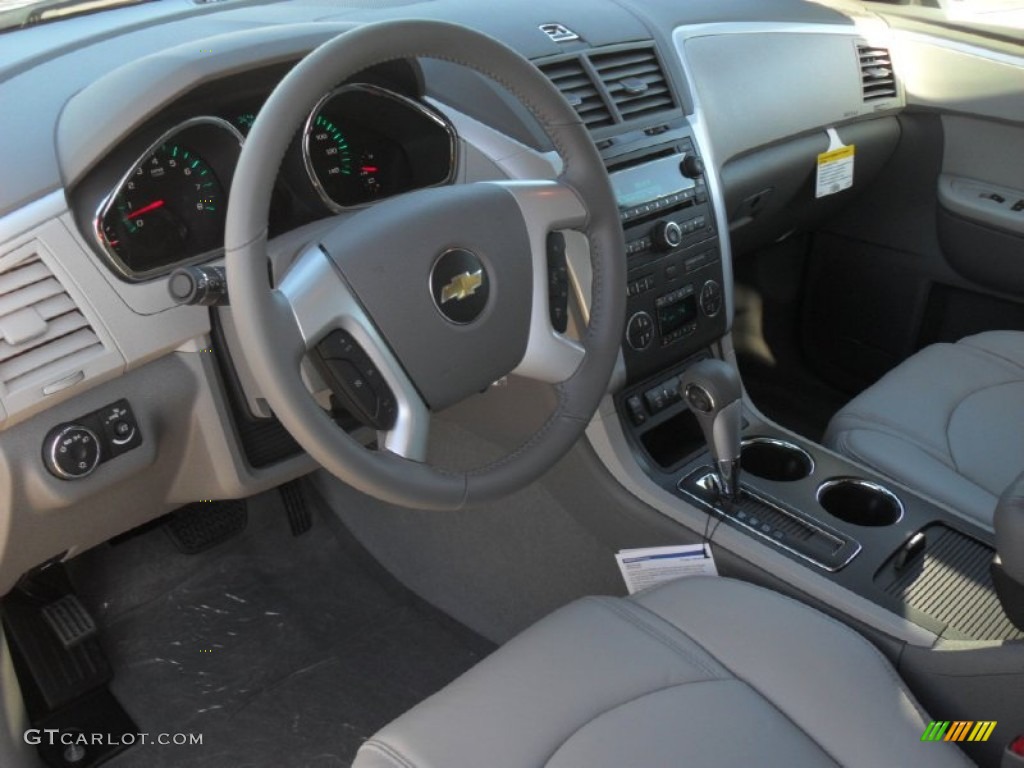 Dark Gray/Light Gray Interior 2012 Chevrolet Traverse LT Photo #59154119