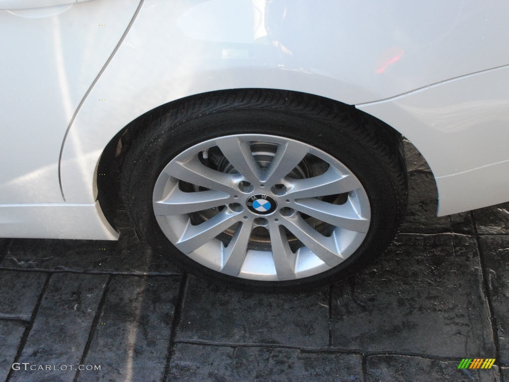 2011 3 Series 328i Sports Wagon - Alpine White / Black photo #11