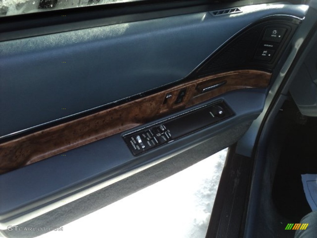 1996 LeSabre Custom - Light Adriatic Blue Metallic / Blue photo #6