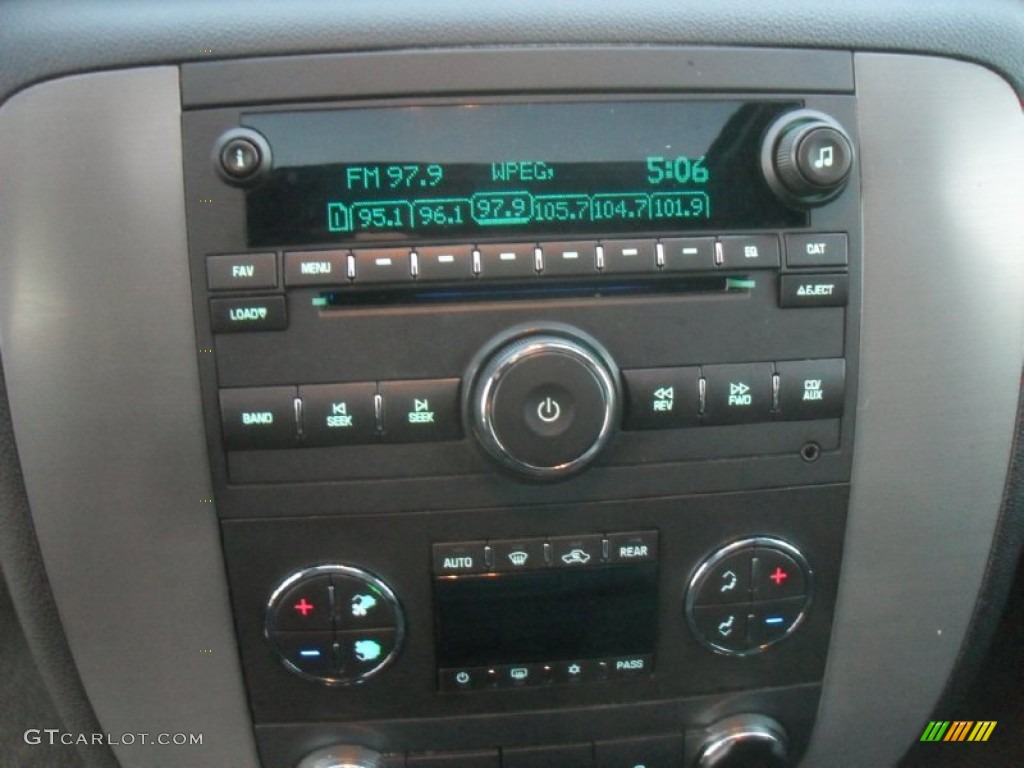 2009 GMC Yukon SLT Controls Photo #59161035