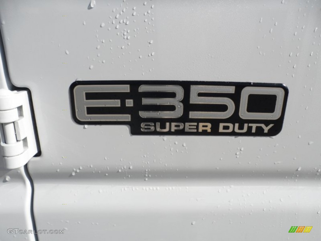 2005 Ford E Series Van E350 Super Duty Commercial Marks and Logos Photos
