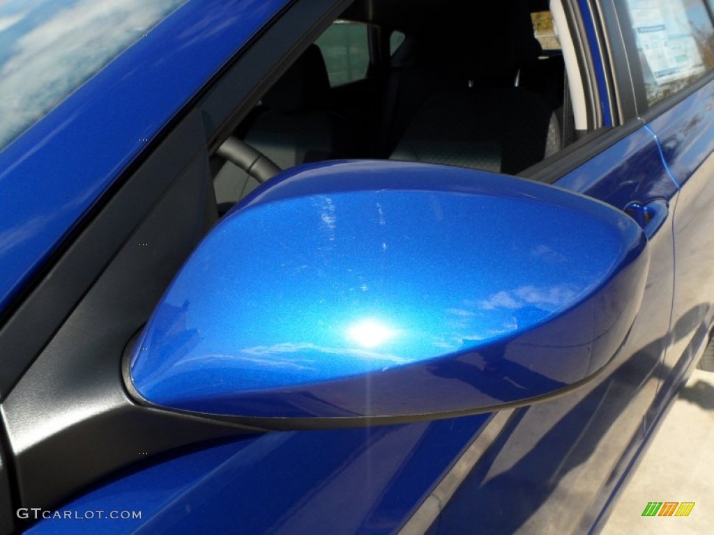 2012 Accent SE 5 Door - Marathon Blue / Black photo #12
