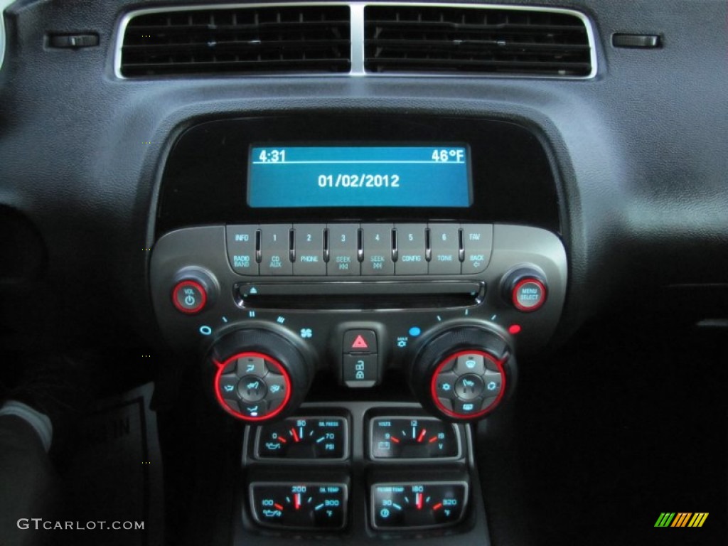 2010 Chevrolet Camaro LT/RS Coupe Controls Photo #59164871