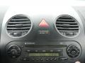 2010 Volkswagen New Beetle 2.5 Coupe Audio System